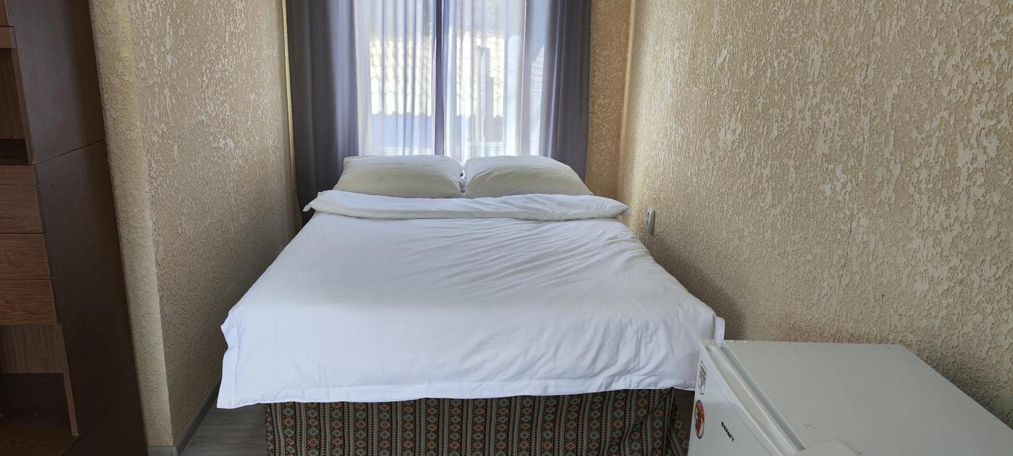 Aura Relax Hotel Bosteri Bagian luar foto